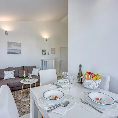 Seaview Maria - Happy Apartamento